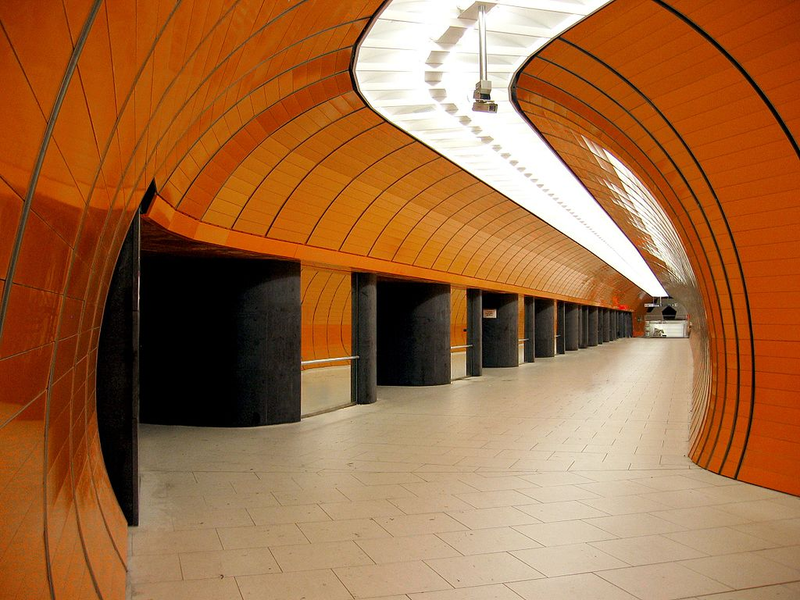 Illustration for article titled Eye-Poppingly Gorgeous Underground Stations from Around The World